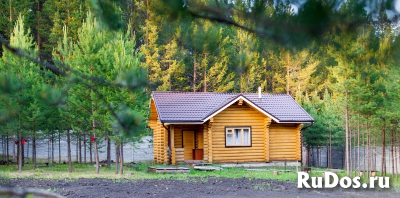 Земельный участок с озером и лесом фотка