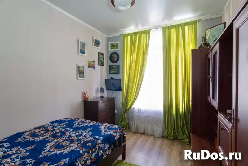 Трёхэтажный дом с террасой и красивым видом в развитом районе Краснодара изображение 5