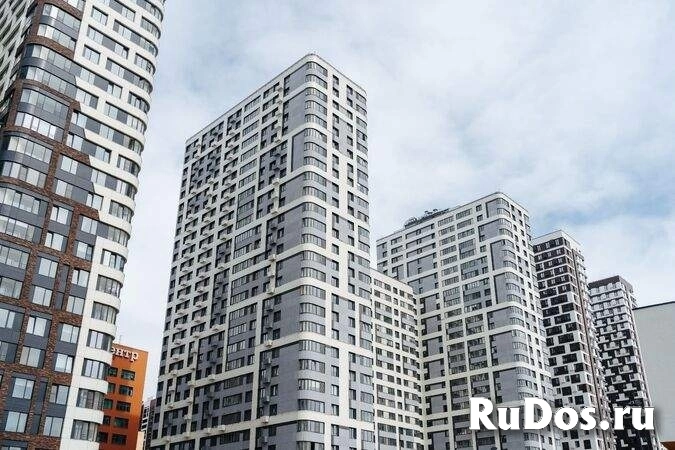 Продам 2 комнатную квартиру 69.8 м2 изображение 9