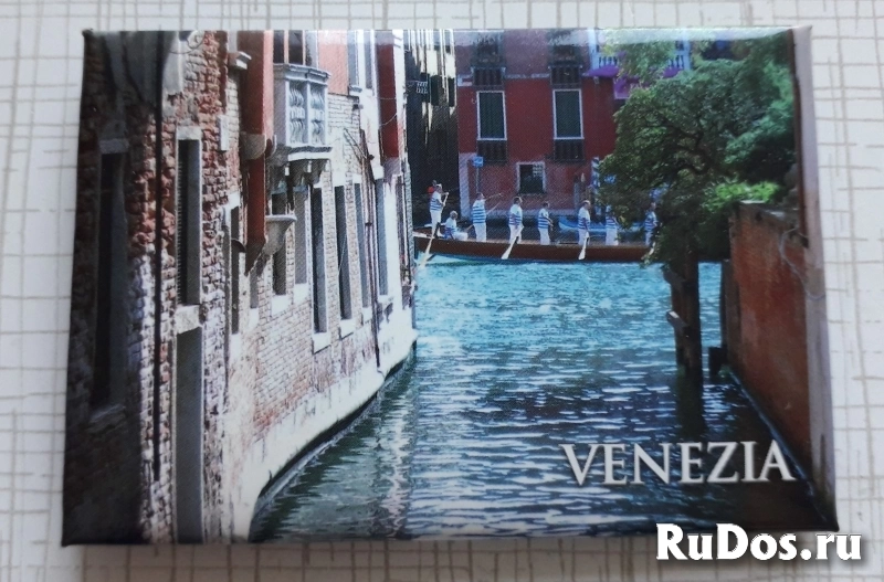 Магниты на холодильник. Города Европы. изображение 9