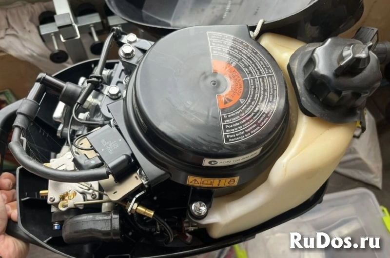 Лодочный мотор Suzuki DF 2,5 фотка