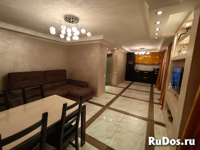 Двухкомнатная квартира-студия 68 м2 фотка