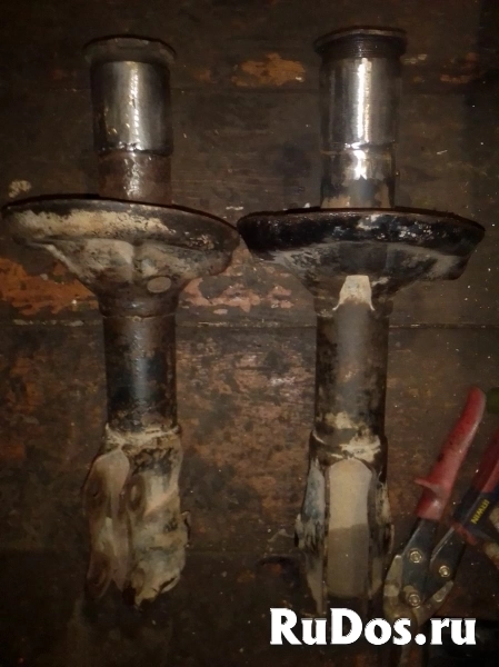 Стойки передние разборные под картриджи фото