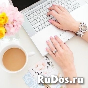 Менеджер консультант фото