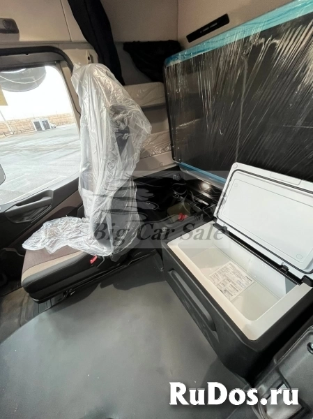 Седельный тягач КАМАЗ 65954-40002-AA изображение 4