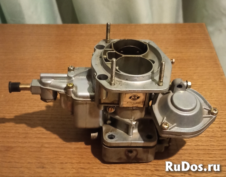 Карбюратор ВАЗ фото
