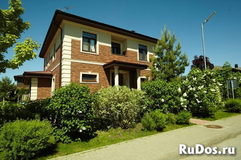 ИЖС на берегу озера в элитном КП изображение 6