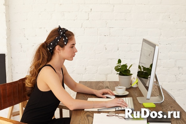 Администратор - Консультант фото