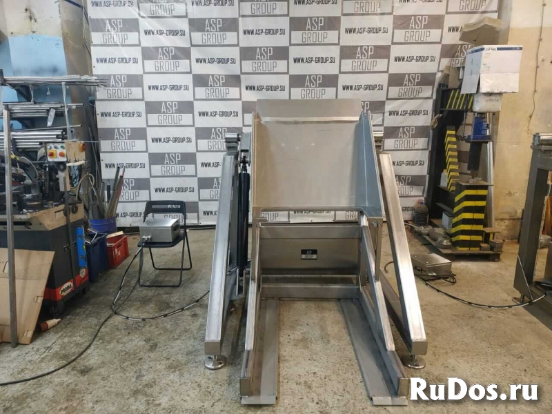 Подъемник опрокидыватель биг-боксов гидравлический изображение 3