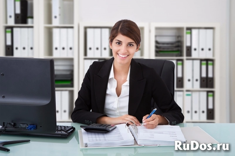 Специалист по организационному и документационному обеспечению работы организации фото