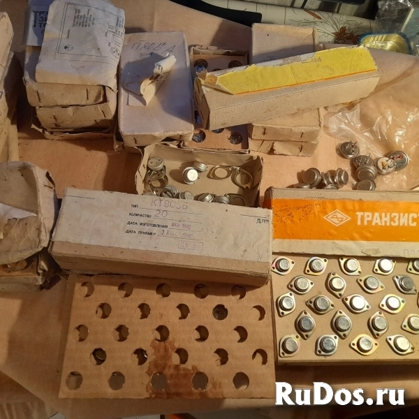 Транзисторы  СССР   Новые. изображение 10