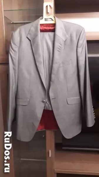 Костюм мужской новый фото