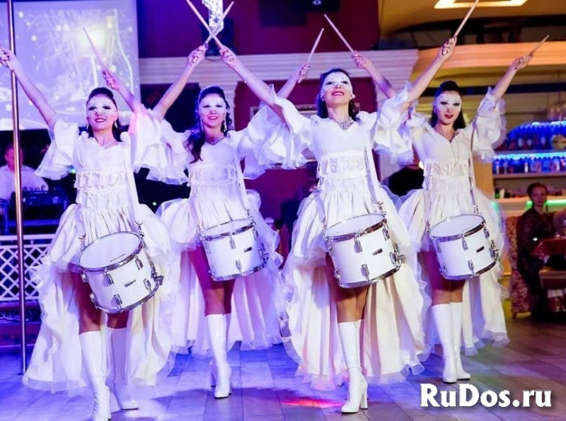 Шоу барабанщиц на мероприятие, барабанщицы на встр изображение 3