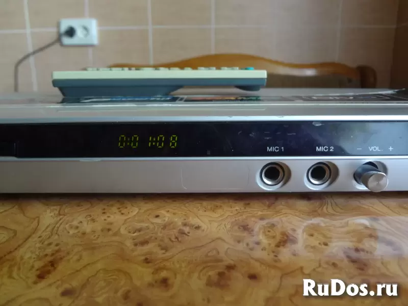 DVD плеер LG DGK 778 с караоке изображение 3