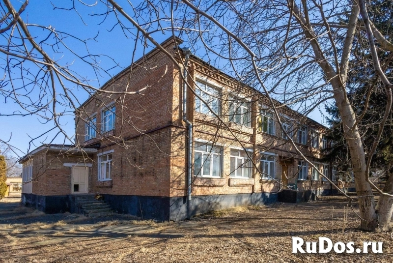 Продам коммерческую недвижимость 1006 м2 фотка