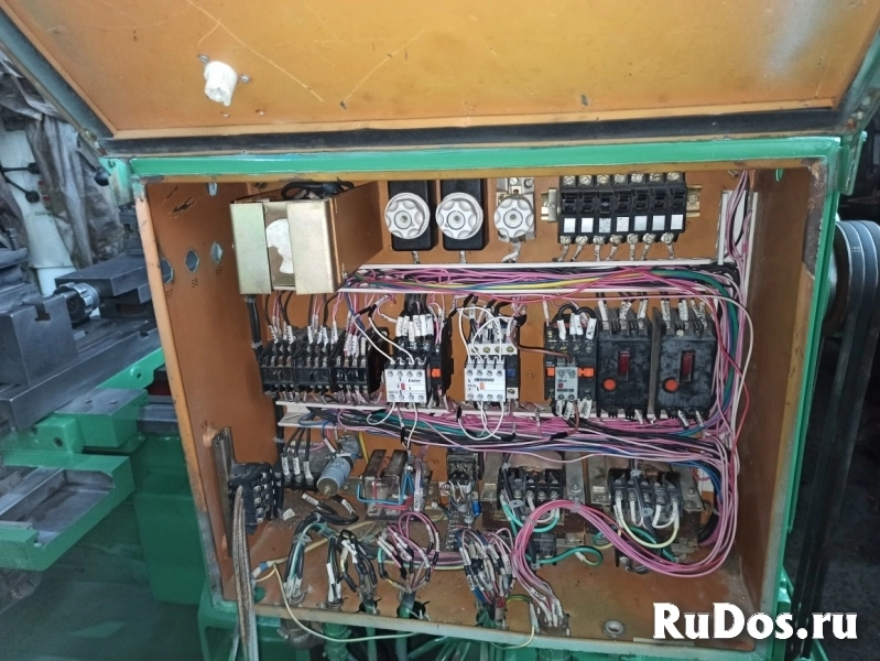 Токарно-винторезный станок SN 601 х 1500мм фотка