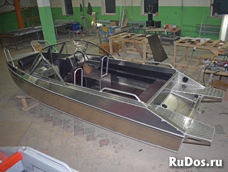 Купить лодку (катер) Неман-500 DC (без покраски) фотка