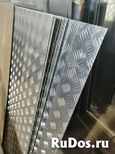 Цветной и нержавеющий металлопрокат фото