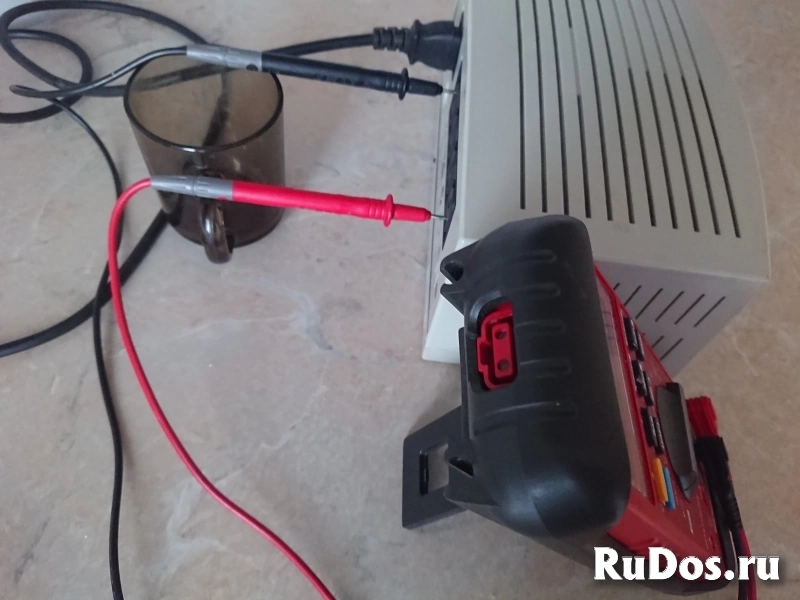 Стабилизатор напряжения APC Line-R изображение 7