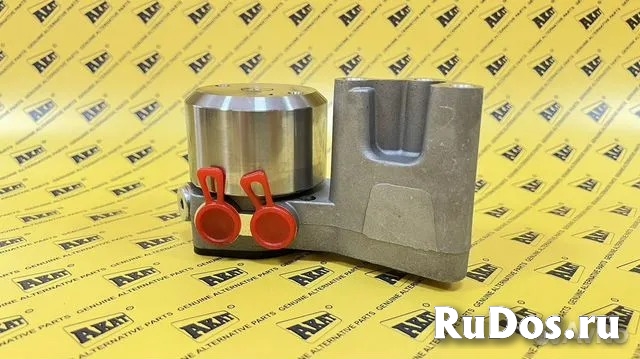 Топливный насос DEUTZ 04282358  VOLVO 20524154 изображение 4