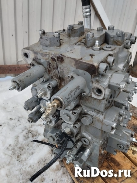 Блок электромагнитных клапанов 9334070 фото