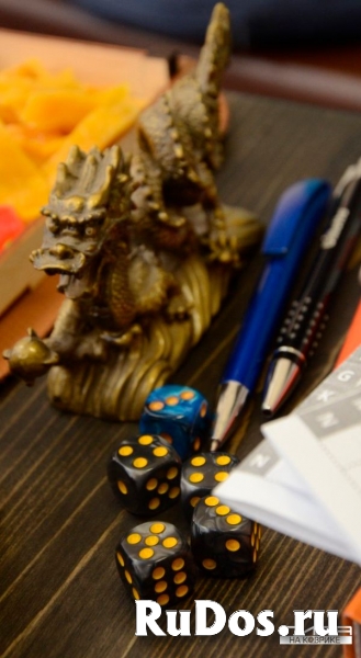 Подарочный сертификат Лила на большом игровом поле с ведущим изображение 6