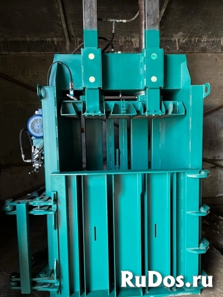 Пресс-пакетировщик вертикальный Кубер-30В  с гидрозамком изображение 4