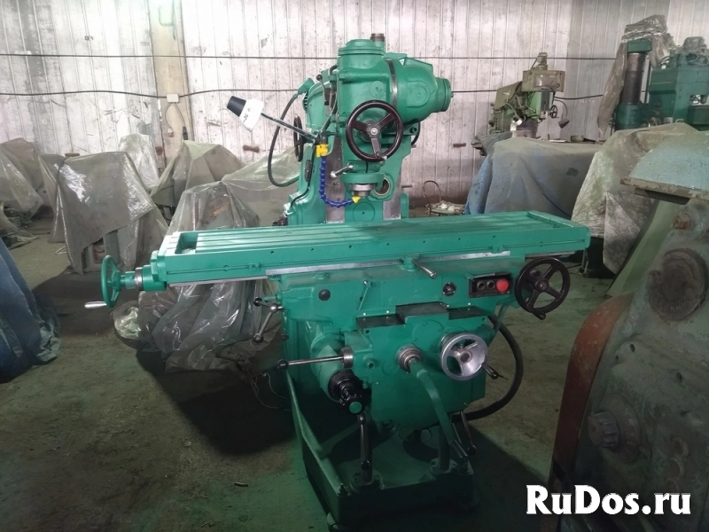6М83Ш станок фрезерный консольный широкоуниверсальный продам фото