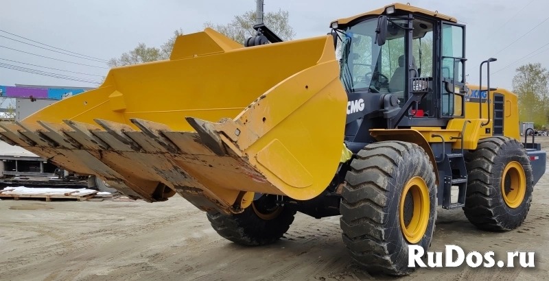 Погрузчик ZL60GV может работать с техникой с приводом 8х4 с доставкой в город Москва изображение 11