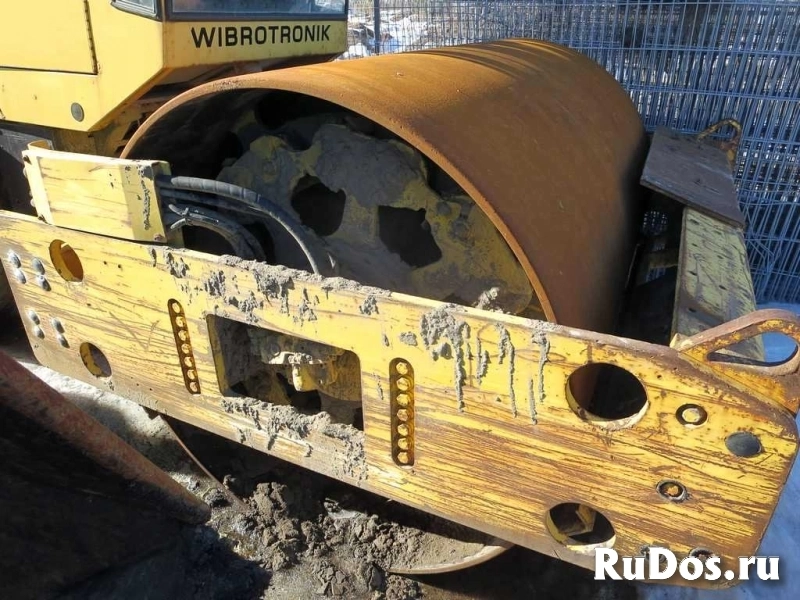 Грунтовый каток Bomag 213, 15 т, полный привод, ТНВД изображение 5