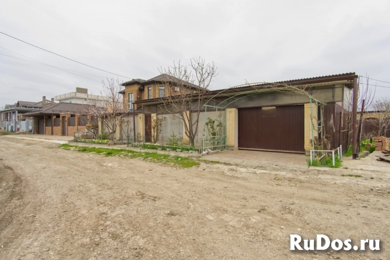 Просторный дом с четырьмя комнатами в развитом районе Краснодара изображение 7