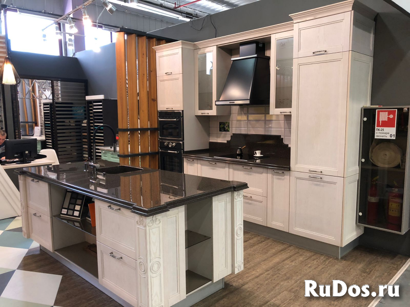 Кухня из натурального массива ясеня фото