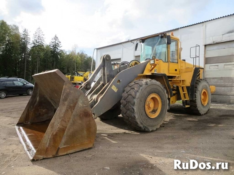 Фронтальник Volvo 180, 5 м3, стрела LONG изображение 4