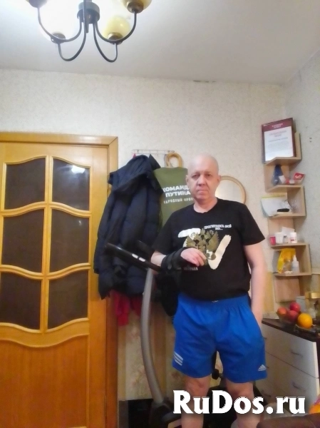 Cunnilingus in exchange for blowjob фотка