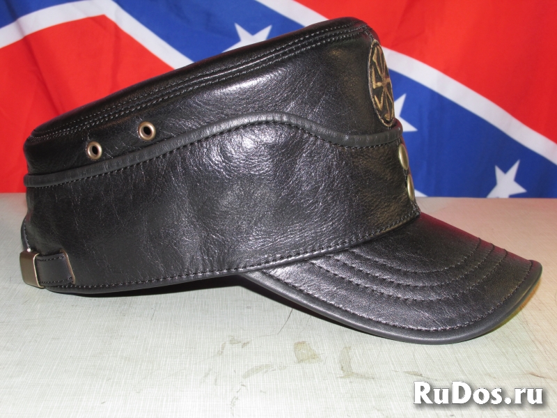 Головные уборы из кожи изображение 3