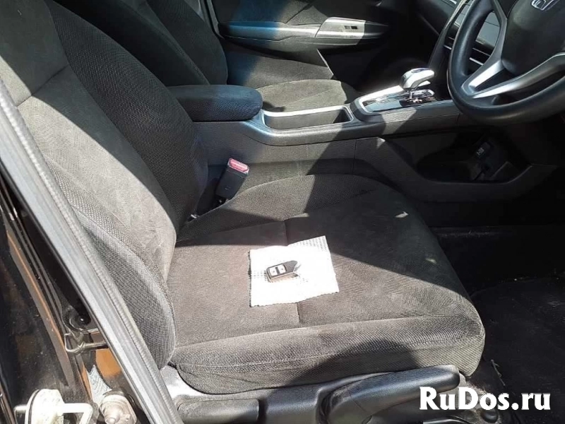 Универсал гибрид Honda Shuttle Hybrid кузов GP8 модификация Hybrid гв 2017 4wd изображение 8