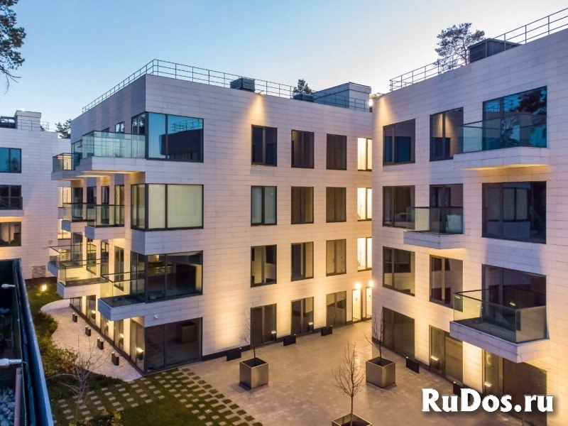 Продам коммерческую недвижимость 8.8 м2 фотка