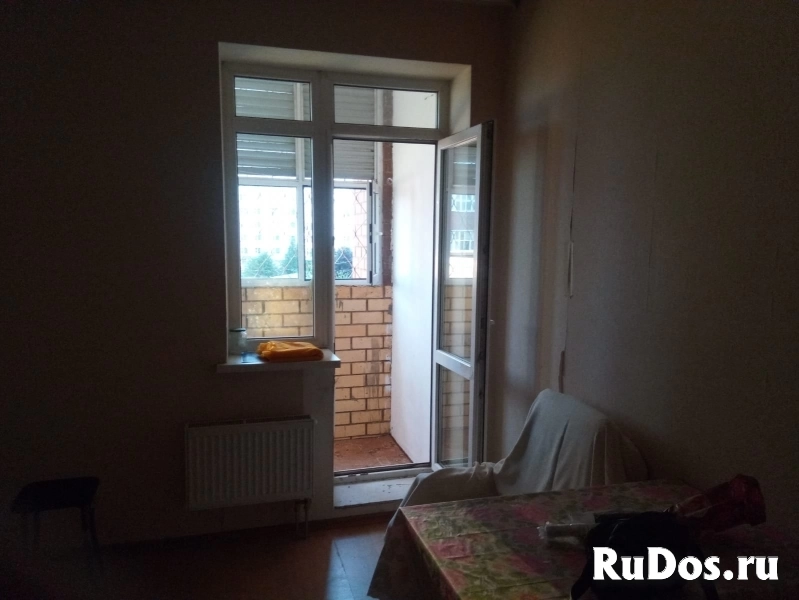Сдам большую однокомнатную квартиру в новом доме. изображение 10