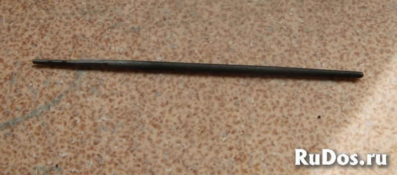 метчики, плашки, круглогубцы, напильники, кусачки фотка