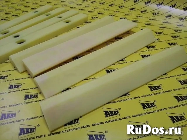 Komatsu Направляющие комплект 42N-856-2840 / 1520 фотка