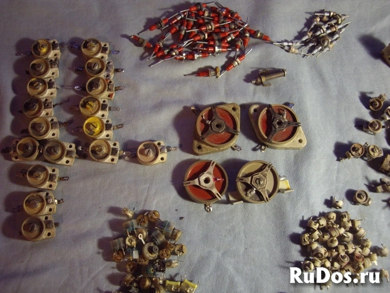 Конденсаторы проходные, подстроечные. фотка