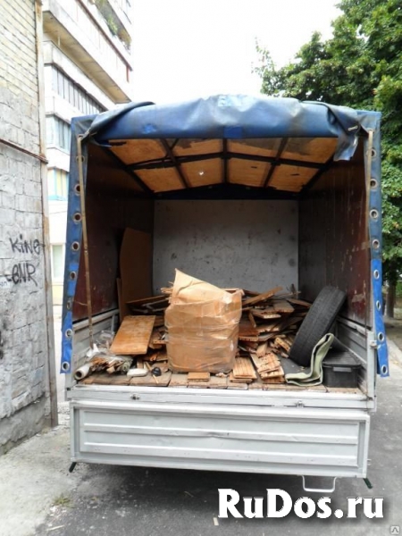 Вывоз старой мебели газелью фото