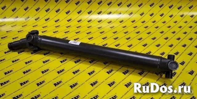 Карданный вал передний volvo BL 61/71 VOE15017908 фото