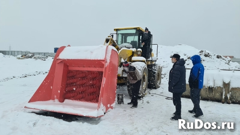 Инновационный просеивающий ковш экскаватора погрузчика изображение 5