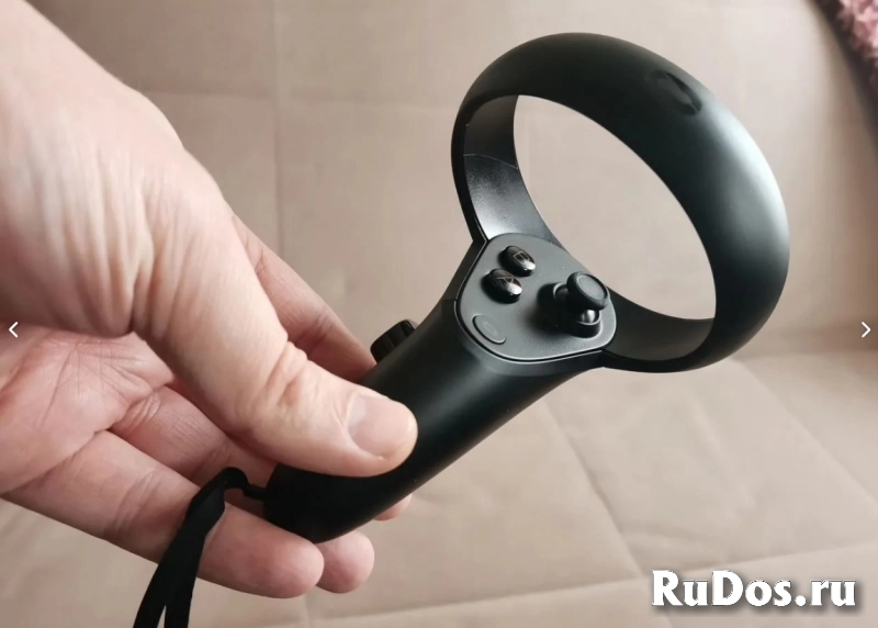 VR-шлем Oculus Rift S в отличном состоянии изображение 4