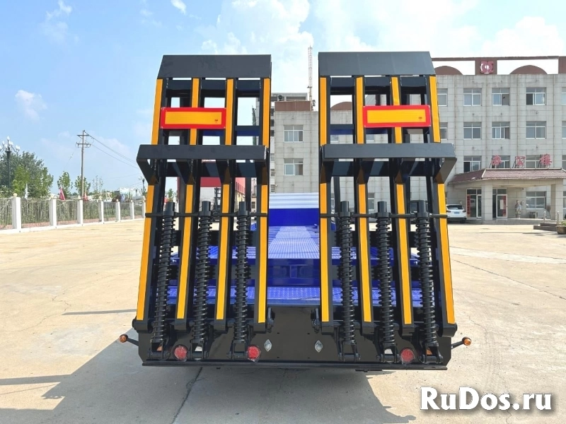 Полуприцеп-тяжеловоз (трал) низкорамный, 60тонн, 3 оси TONGYADA изображение 9