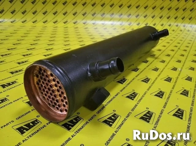 Масляный радиатор JCB 923/02700 фотка