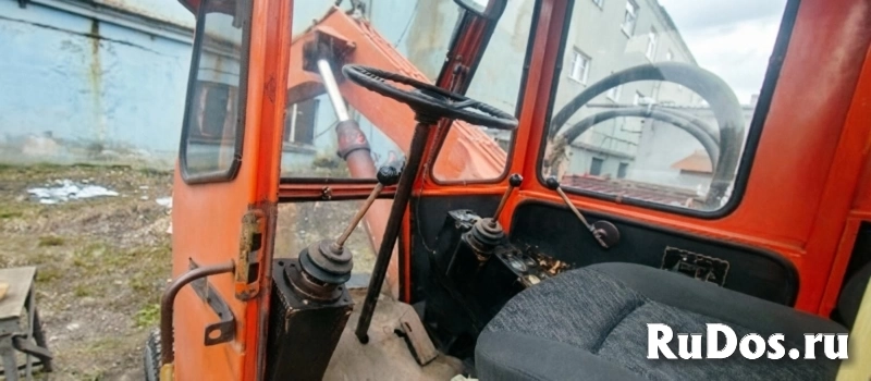 Экскаватор ЭО-3322Д , 1988 года выпуска  (г. Мурманск) изображение 3
