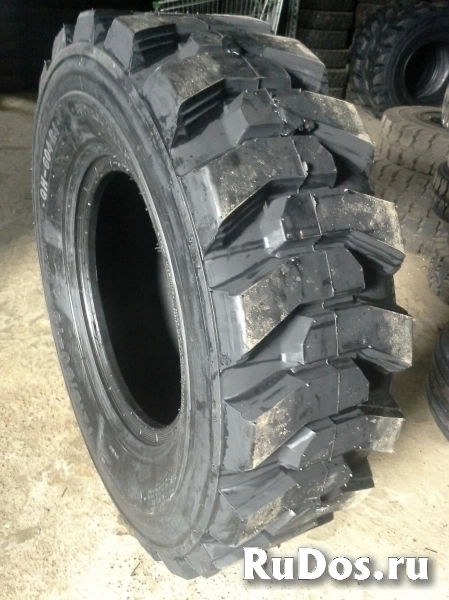 Шины для экскаваторов JCB фото
