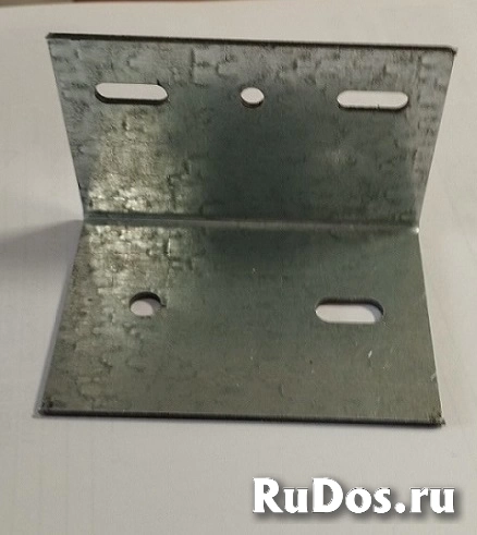 Кронштейны и пластины на заказ от завода СТиВ фото